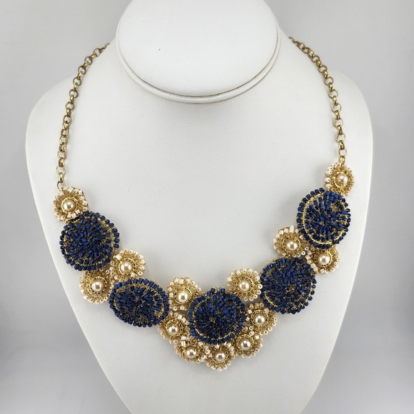 Lavish‎ By Tricia Melaneze Faux Pearl Blue And White Bead Crochet Necklace